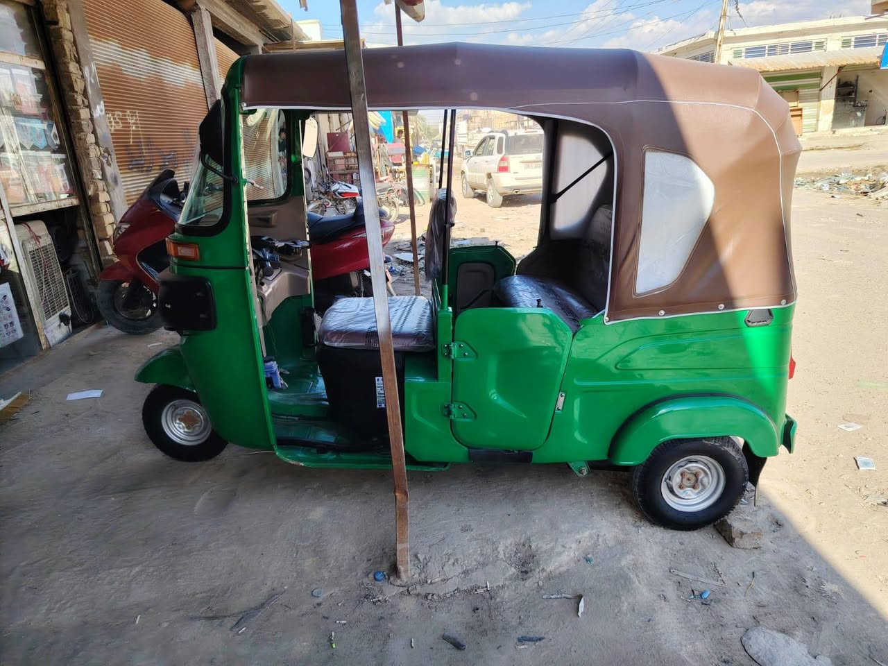 تكتك لبيع بجاج موديل 21 مكفوله كفاله عامه وراق أصولي ***********
