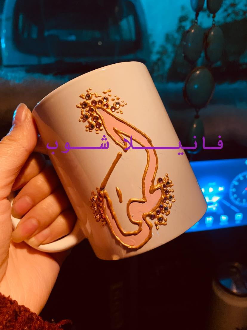 حاير شنو تهدي؟ الهدية اللي تبقى هي الهدية اللي تنكتب بالروح وبالإيد. 🎁
نكتب أسماء أحبابكم وعباراتكم المفضلة على الزجاج بأسلوب عصري وأنيق يضيف لمسة فخامة لأي مكان.
تميز بهديتك.. وخلي بصمتك متميزة."
#كتاباتي #فن #شغل_هاند_ميد


**إذا كنت صاحب هذا الإعلان وتريد حذفه لأي سبب، رجاءا أرسل رسالة إلى الدعم الفني**