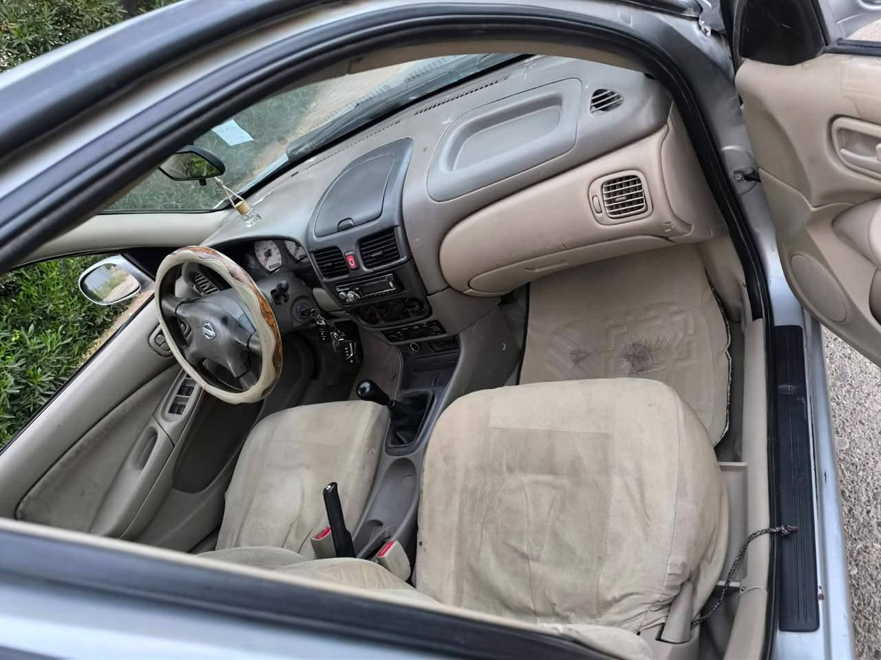 😮فرۆشتنی خێرا😮
بەلاش بەلاش تەنهاو تەنها 59 گەڵا
نیسان سەنی مۆدیل 2009
مەکینەی 16 ڕەشی سۆپەر
 تەبرید لەسەر سویچ گێڕ عادی 
چوارجام کارەبا کەلەو کۆنتڕۆڵ و جێ عەینەک 
یەک چەمەلەغی دوای لێدراوی هەیە
سەیارەکە بەحیزام دەفرۆشم 
دەعامی بۆ دەعامی بەشەرت
تەحویل و غەرامە بەشەرت
***********
*********** أربيل, العراق
