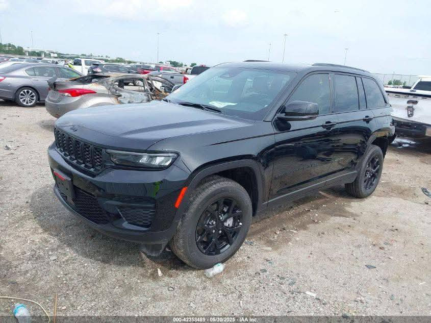 جيب كراند شيروكي التديود موديل 2025
1.  محرك 6 سلندر 3600 
2. فتحة سقف 
3. ماشيه 700 ميل فقط بحالة ( الزيرو ) 
4. كشن تدفئه 
5. هيتر ستيرن 
6. صندوق كهرباء
7. شحن واير ليس 
8. كشاف امامي لد بلادي 
9. كشنات جلد وشاموا
10. اوتو هولد
11. اطفاء ذاتي
12. رادار 360 درجه
13. نقطه عمياء
14. حساسات اماميه وخلفيه
15. تحديد مسار 
16. رادار تصادم امامي وخلفي 
17. كامرا خلفيه دواره 
18. گير ماوس 
19 صور الحادث موجوده بالمنشور 
20. بچم كبس ع وضع الشركه 
21. السيارة رقم بغداد  (  مميز ) 
22. العنوان بغداد/ حسينية الراشدية
اي استفسار رقمي  ***********
