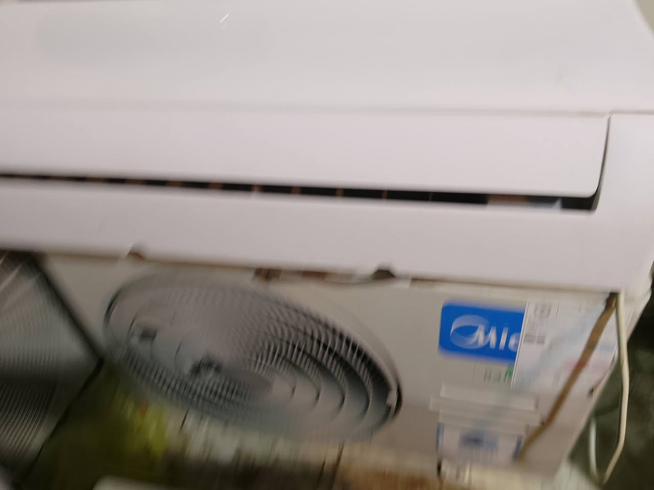 سبالت مستخدمة للبيع ميديا وتوسوت 1 طن واواكس 2 طن وتوسوت 2 طن العنوان بغداد البلديات للاستفسار اتصال فقط واتس موجود أيضا ***********
