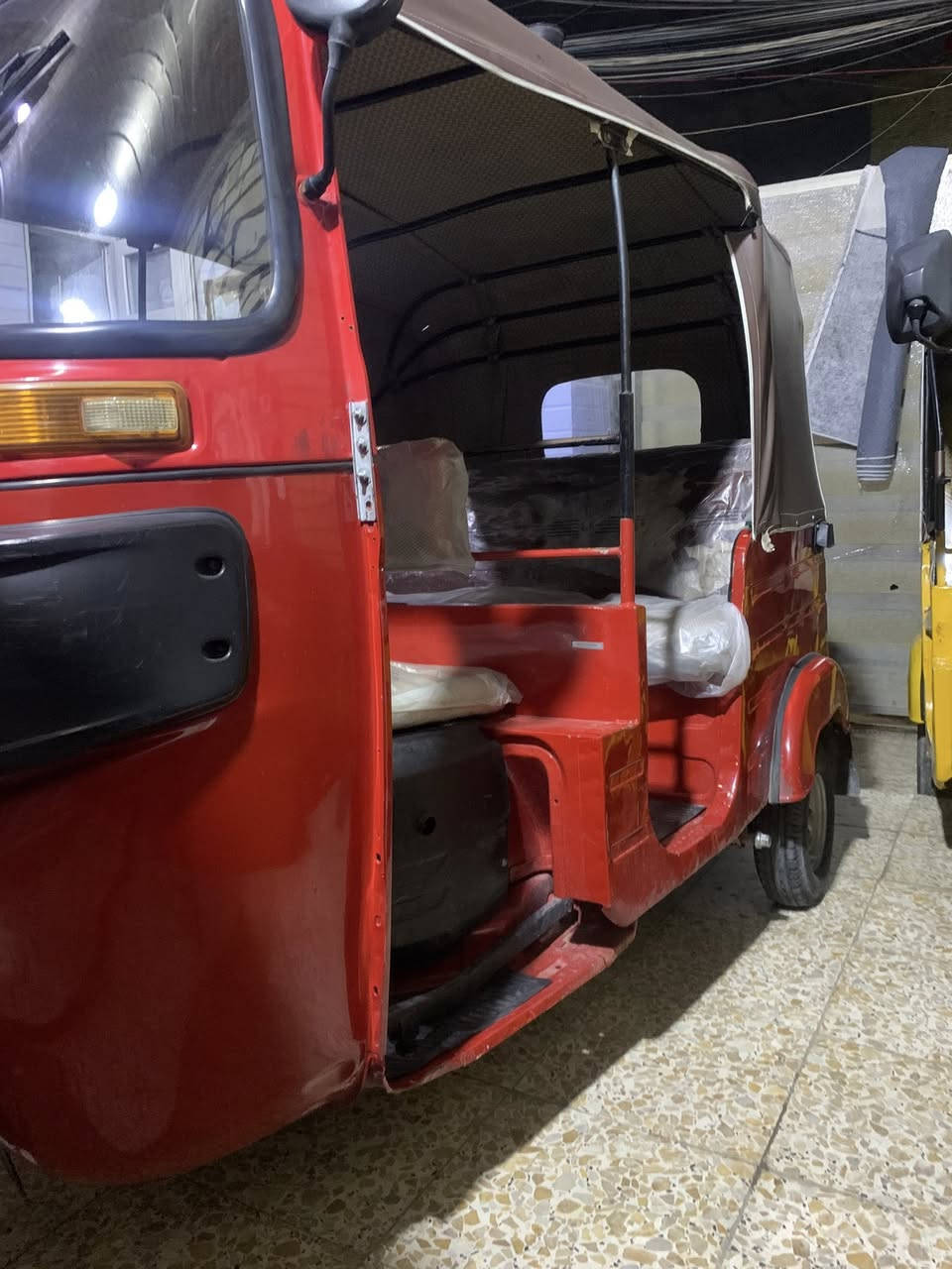 السلام عليكم تكتك 2018 للبيع المكان شعب الاستفسار 
***********
