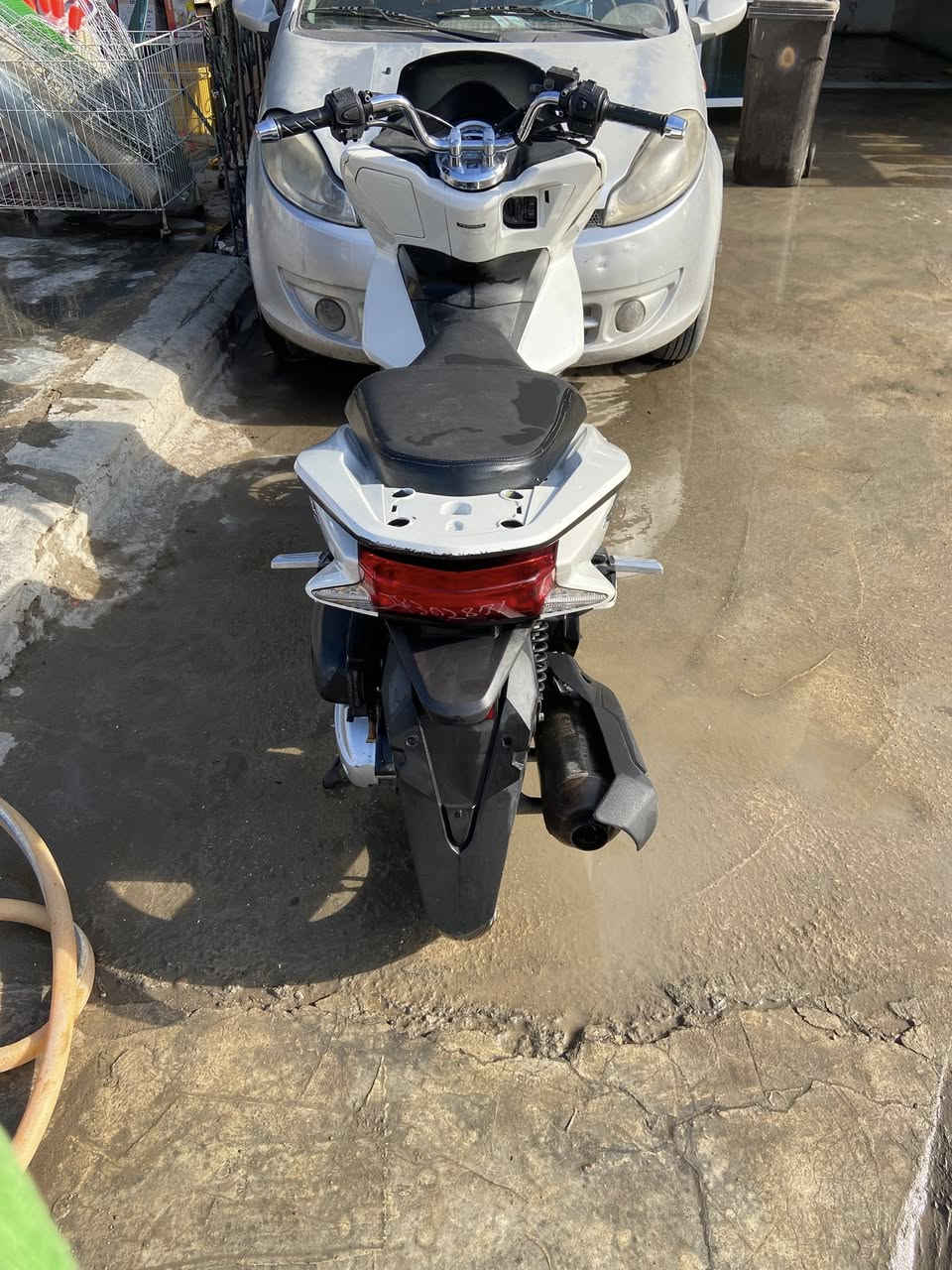 السلام عليكم بي سي اكس جيل الثاني كوري كفر بي ضربات يرادله ملاحضات وترتيب مكينه مكفوله سعرها 1200 وبيها مجال حك جيه   ويراد ادام كلجات هم مكاني ااشعب***********
