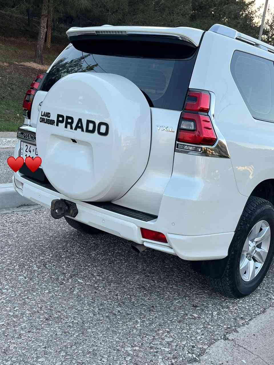 تويوتا برادو موديل 2020 ماشية 100 هزار كم فول موصفات: 
موديل 2020  🆕
ماشية 100 الف كم 🛞
سقف فتحة (سلايد) 🪟
ويل كاب 🛞
عجلة السبير ورا الباب الخلفي ما نازل🛞
دبل تانكي ⛽️❤️
شحن تلفون ستاند📞🪫
محرك ٦ سلندر ✈️
باقي الموصفات اخرى ………
مكان السيارة : قضاء عقرة 
سعر 418💲اربع شدات و ثمانية عشرة اوراق و قابل للتفاوض 
تحويل و غرامة ب شرط سيارة كلش حلوة و نظيفة 
للاستفسار : ت/ *********** (كورك ،فايبر،واتساب)
