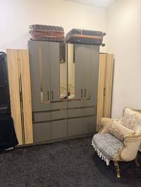 غرفة نوم مستخدمة قليل 5 قطع بدون ضرر مكان بغداد الاعظمية  السعر 400  ا...