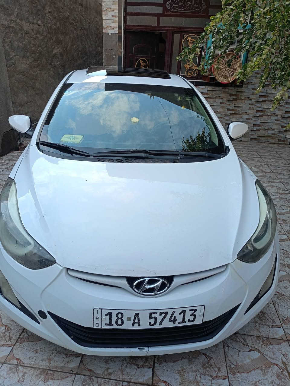 سلام عليكم النترا موديل 2015خليجي  مكفول من ظربه وصبغ سياره جاهز من مكينة وكير وحداديه وتبريد وتخم تاير رقم بابل نكليزي السعر 128وبيه مجال قليل العنوان حله ***********
