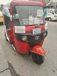 تكتك لبيع موديل 17 شهر 4 تكتك رغم وسنويه تكتك خير من  لله لا تنغيص ولا...