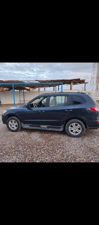 هيونداي سنتافي • قابل تفاوض • بسعر مناسب