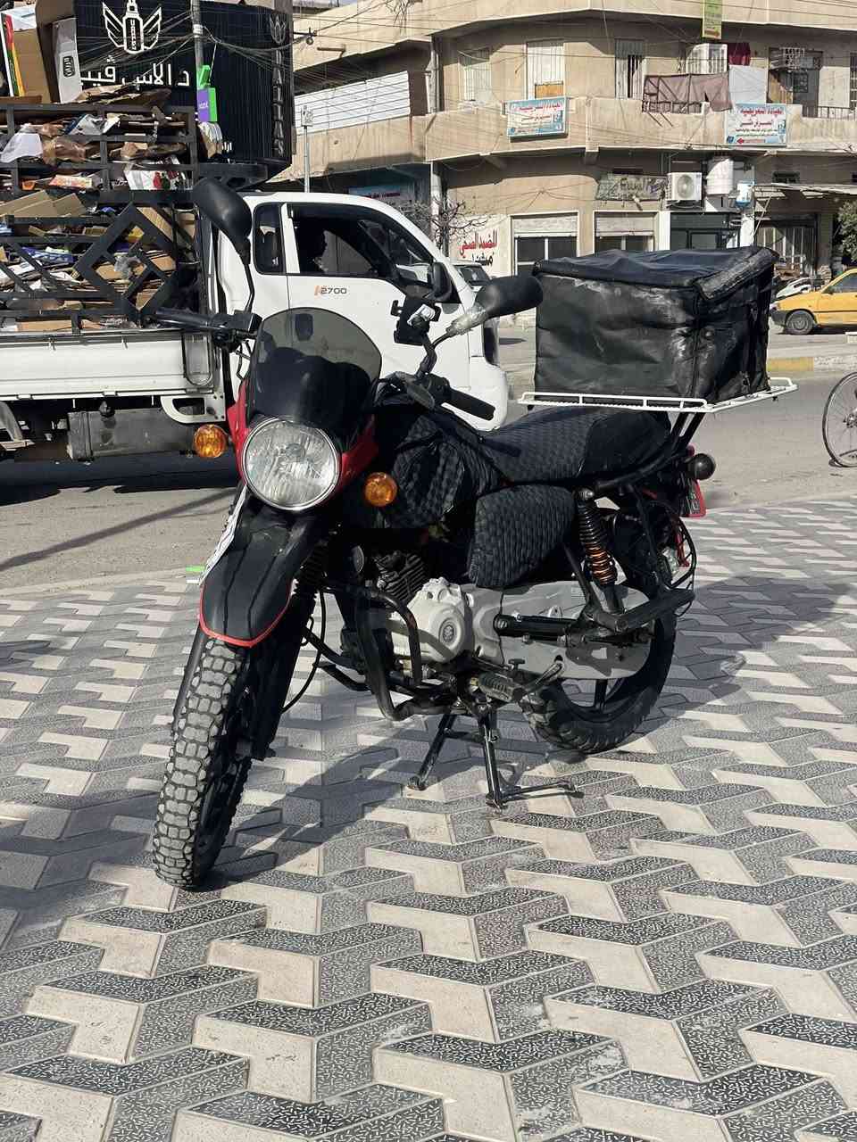 سلام عليكم بوكسر جبلي مديل2021 رقم وسنويه دراجه كبل للشارع متتعب عليها ابد عنوان بغداد الحريه *********** السعر 1900 وبيها مجال للطيبين
