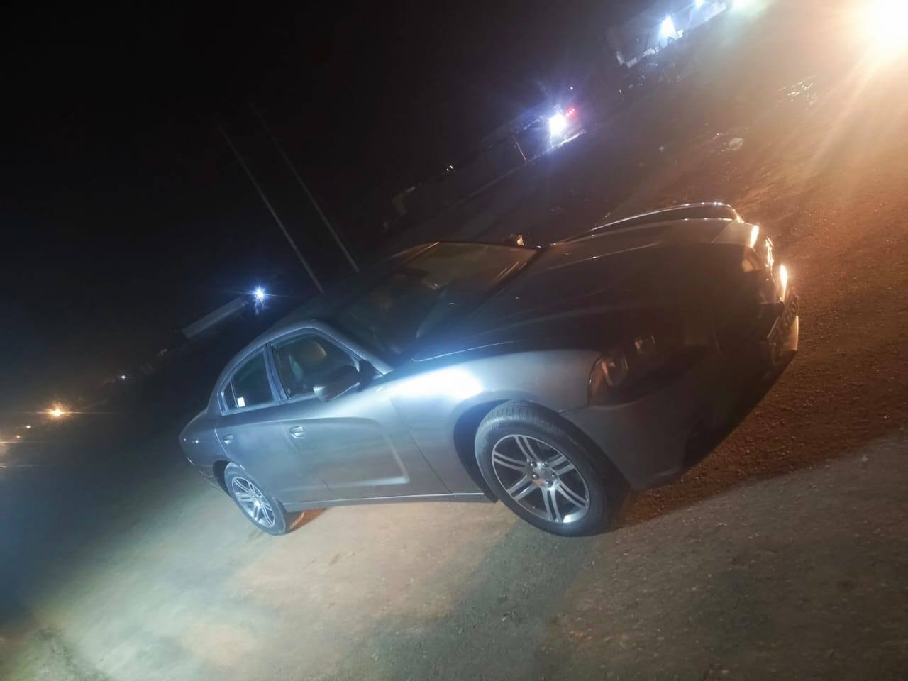 سلام عليكم جارجر للبيع موديل 2014 سياره حلوه محرك وكير وتخم تاير وحداده وتبريد ثلج وكسن جاهزه رقم ربيل لكليزي جاهزه سعره ب55 وبيه مجال قليل الستفسار على هاذه رقمي *********** مكان سياره بل عماره
