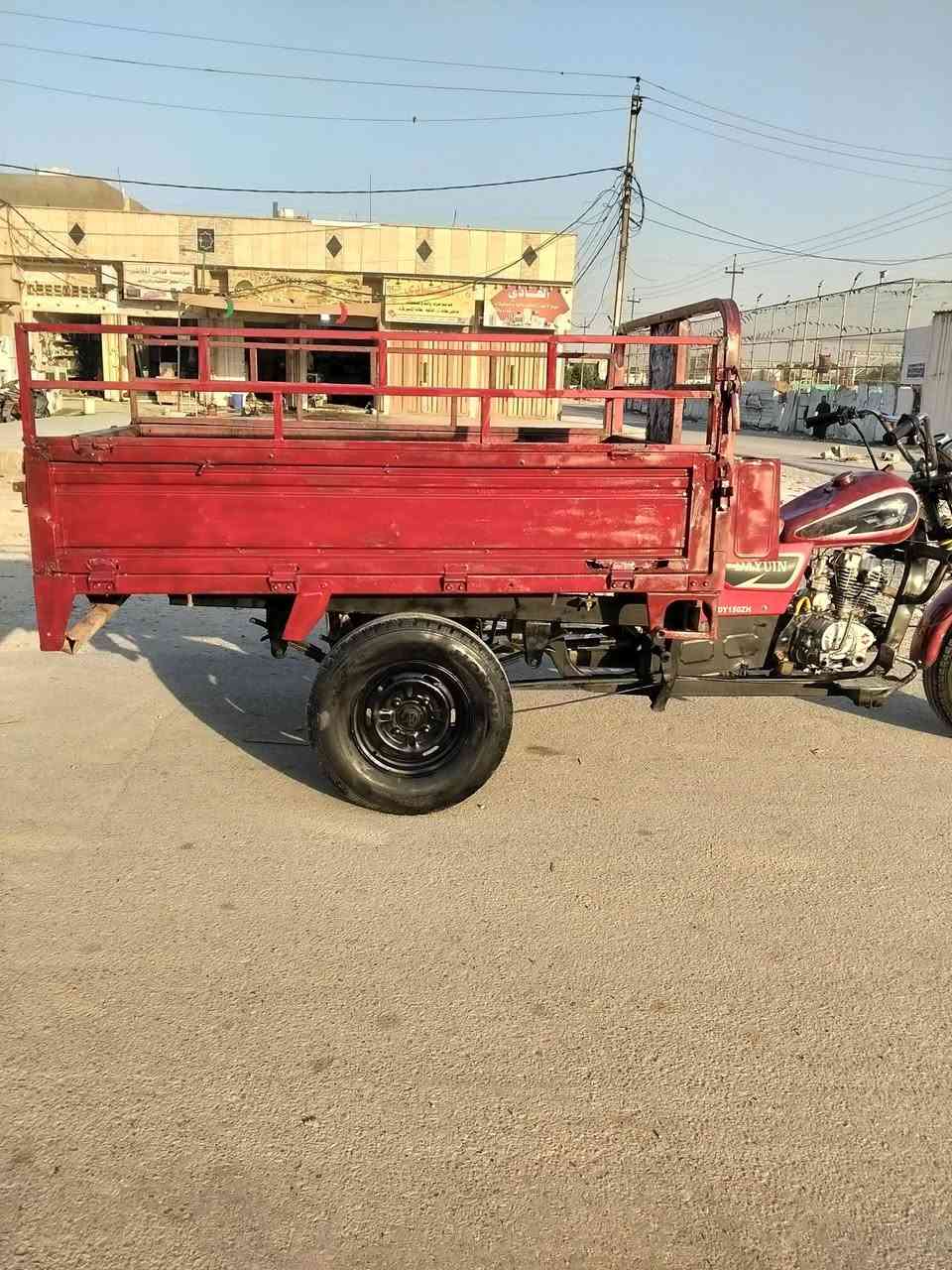 ستوته دايوان للبيع مكينه عشرين مال جمره شغاله سلف وهندر تخم تاير جوبلس شاصي نضيف لا طاك ولا ملحوم ركبه بلاديه السعر 800 مكاني بغداد مدينه الصدر رقم الهاتف ***********
