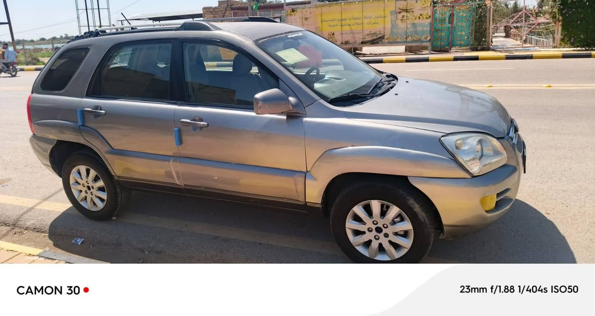 سبورتج ٢٠٠٧ كصة جنطة متوئم شمالي طبق الاصل مكينة ٢٠٠٠ دوش المرغوب بانزين بانزين اصل احله من الصور مكينة كير كفالة نقص فقط تبريد مكانها واسط اتصال *********** مستعجل ع البيع سعرها ٤٠ مجالها حك جيتك
