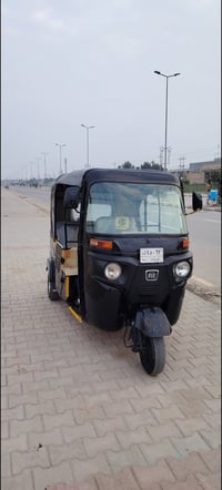 تكتك باجاج • ٢٠٢٢ • مكفولة