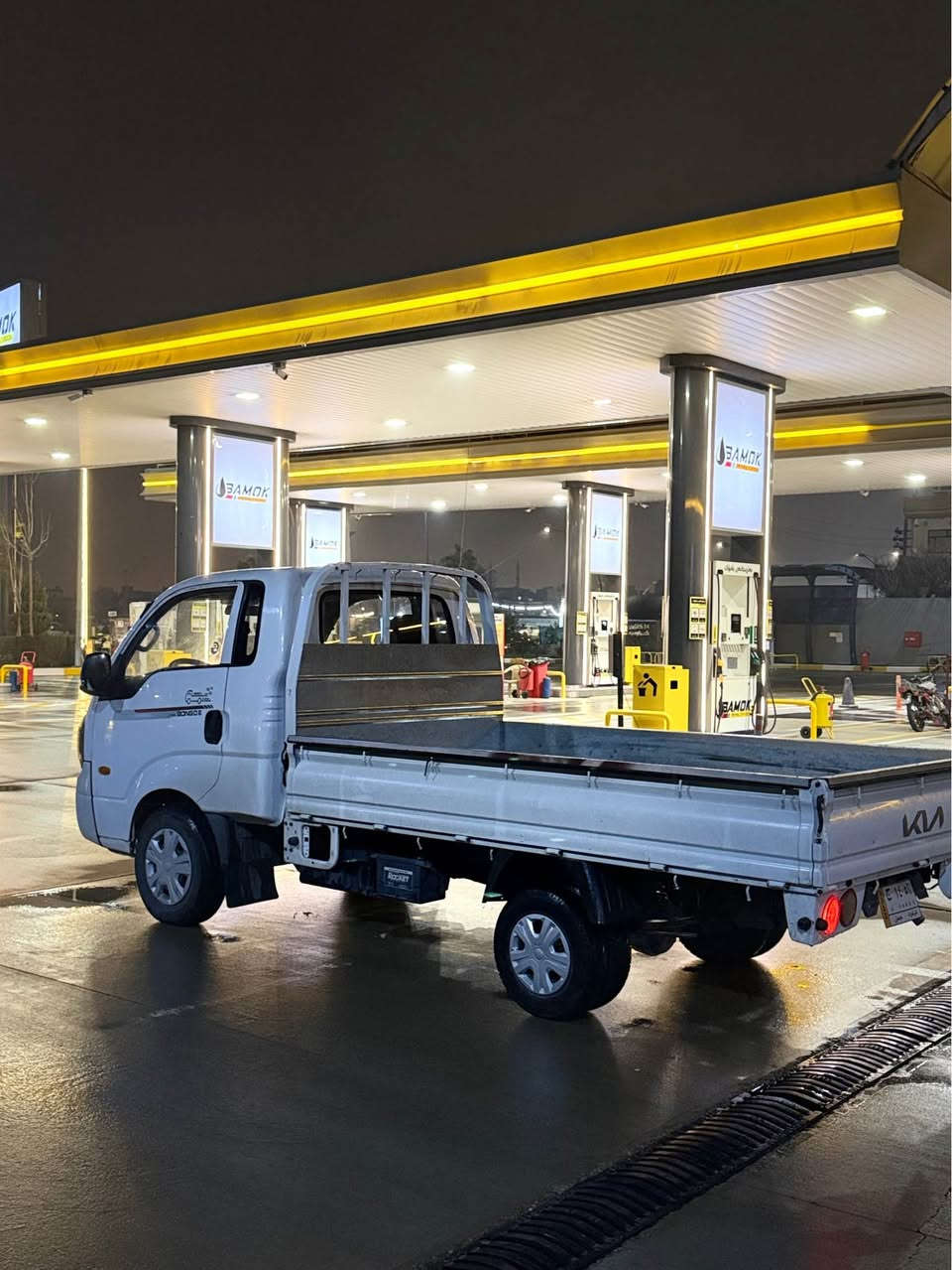 كياي براوه ٢٠٠٩ بيلاد ٣ هه زاري سؤپه ر
بؤدي سفر گير تؤماتيك و مه كينه ي پلاك مه رخووب 
شه ش تايه ي لؤك بريكي به ستراوه
سيعري ٦٨ گه لاو مجال
***********
***********فايبه ر السليمانية, العراق
