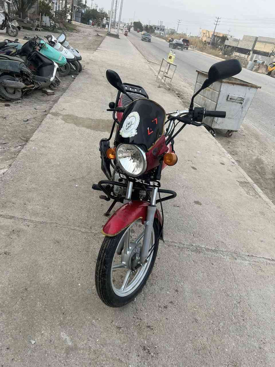 السلام عليكم بوكسر ١٨مرقم تحويل ثاني يوم مجفت بعدة ع سحك دراجة ناقصها باتري بس كاملة مكملة
السعر٩٥٠وبيها مجال لشراي
***********
