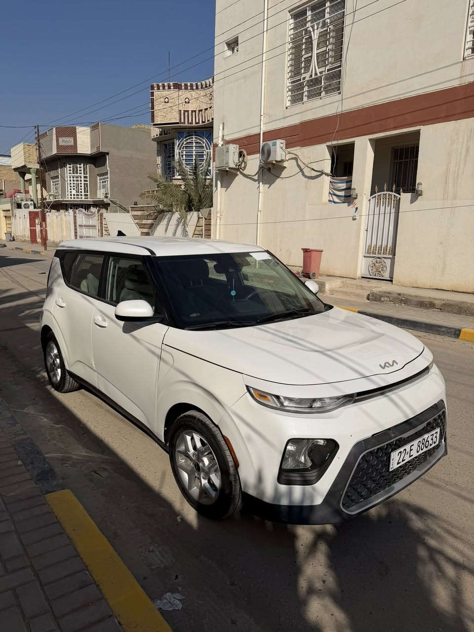 سلام عليكم
كيا صول  رقم اربيل  موديل 2022
- السيارة ماشية (58)حقيقي 
- السياره قطعتين  جاملخ امامي  وقطعه صبغ 
-رادار امامي + رادار خلفي 
-مكينه 2000 دوش المرغوب  
 -كامره  حساس 
-انظمة قيادة 
السعر: (155) 
مكان السيارة: الديوانيه ***********
