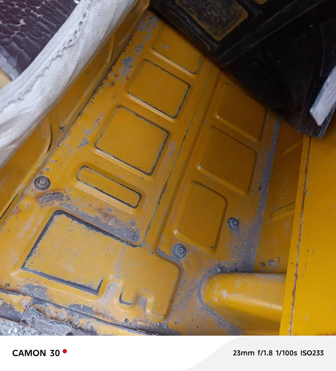 السلام عليكم تكتك للبيع موديل 19جاهزه بسمي رقم نكليزي  عوزها بس صليب محرك بس امجفت مكان بغداد مدينت الصدر شماعيه السعر 5800وبيها مجال تحويل مباشر رقمي ‏‪***********‬‏
