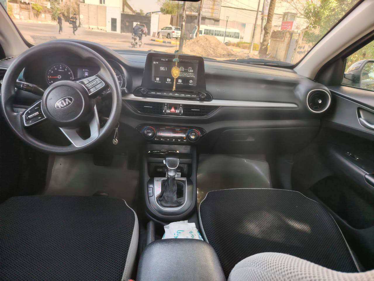 سلام عليكم للبيع قسط فورتي 2019 امريكي حادث جاملغ وبنيد بدون شاصي سيارة محرك كير مكفولات كير اي تي مو سفتي سيارة جاهزة حدادية تبريد بدون اي نقص مقدمة 70 مكاني بغداد ***********
