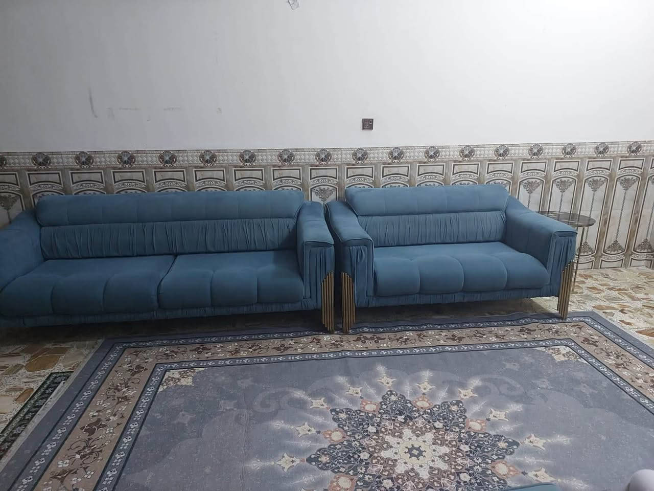 تخم وبردات للبيع  باسعار مناسبة للاتصال***********
