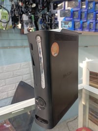 اكس بوكس ٣٦٠ • ١٢٠ جيجا • ١٥ لعبة