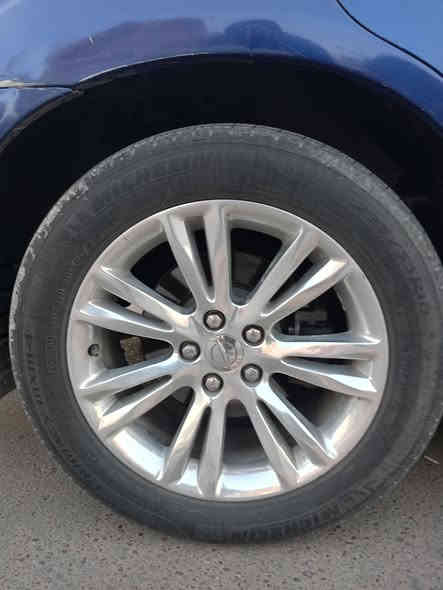 تخم ويل مكسيكي أصلي حجم 18 مع تخم تاير نص عمر السعر والتفاصيل *********** اتصال مكان  
 بغداد
