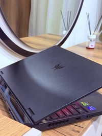 لاب توب قوي جدا لتصميم الجرافيك والرندر وهندسة الألعاب ممكن تنجز اي عم...