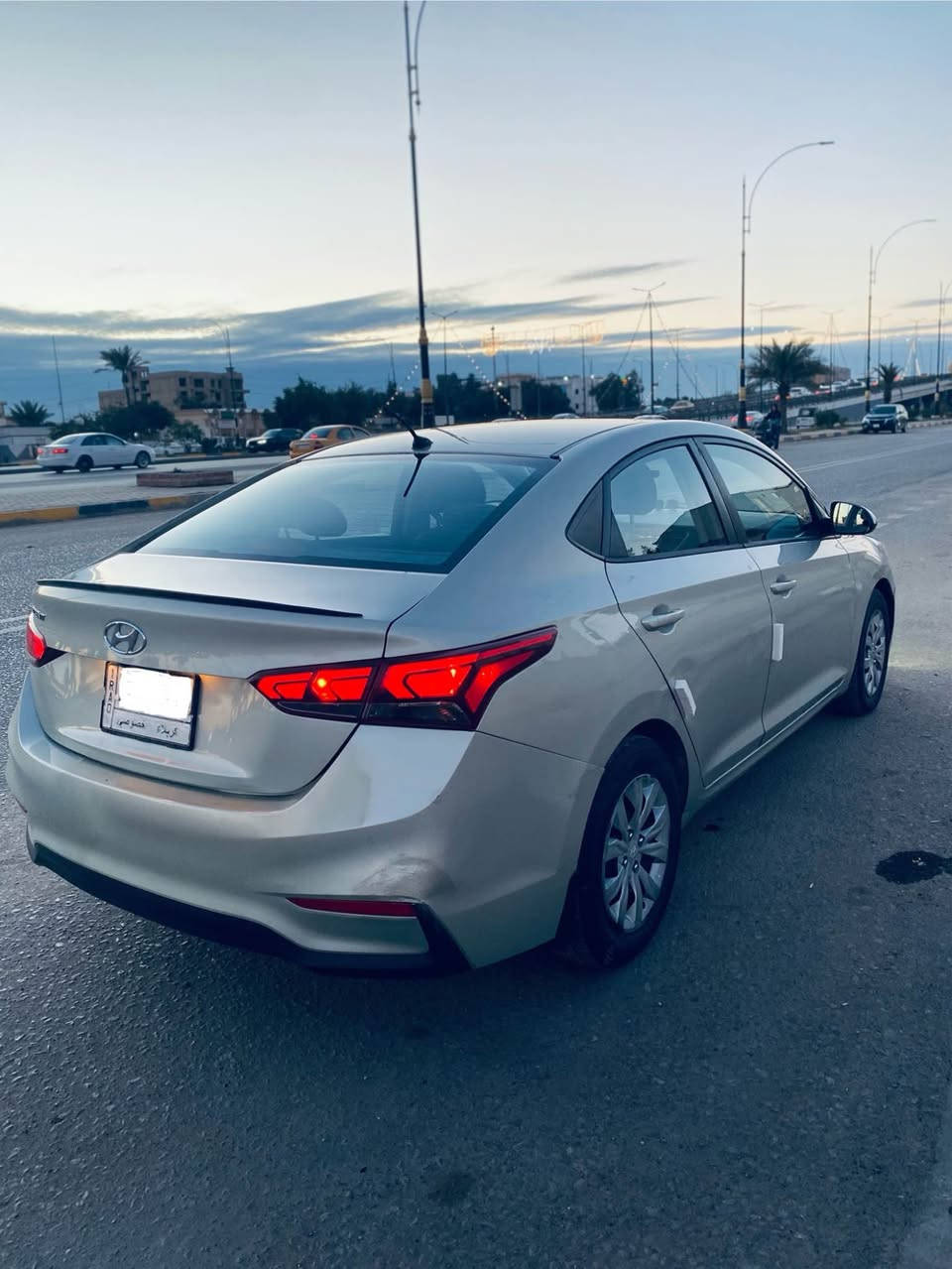 اكسنت 2019 سيارة وارد امريكي
حادثها جاملغ الخلفي وباب  بدون دواخل
سيارة جاهزة اي نقص مابيها  
مكينة 1600gdi
شاشة كبيرة 
تحكم ستيرن جهتين
شاشة اعطال
نظام قيادة سبورت
تبريد محرك گير مكفولات 
السيارة رقمها كربلاء وموجودة بكربلاء
السعر 112 وبيها مجال بسيط 
بيع او مراوس 
***********
