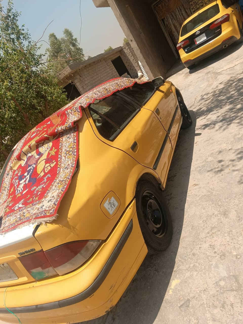 سلام عليكم سمند موديل 11مكان بغداد السعر 26بيهه مجال البيع ومراوس بسمي ***********
