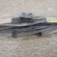 جك سيارة • جديد غير مستخدم • ٢ طن