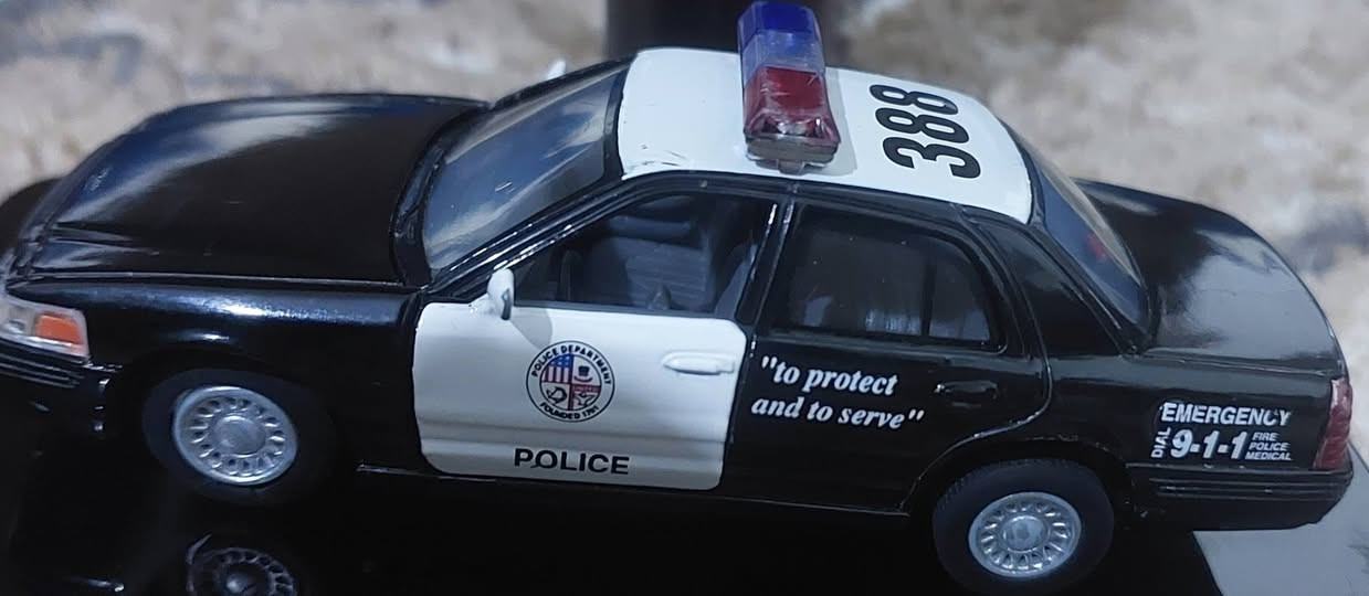 مجسمات سيارات موديلات قديمه
للبيع


**إذا كنت صاحب هذا الإعلان وتريد حذفه لأي سبب، رجاءا أرسل رسالة إلى الدعم الفني**