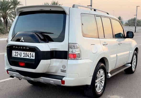 السلام عليكم 
   للبيع او مراوس حسب قناعه
لليدور جديد اخت الزيرو شرط كفاله عامه من الشخط والرصعه شركه وفابلون الشركه شرط برغي مامفتوح بيه
باجيرو  فول مواصفات اعله فئه موديل 2022 محرك 3800 المرغوب لجناية الباجيرو عداد الكيلو متر حاليا (49) الف وقابل للزياده وحقيقي  
المواصفات
⚜️فتحت
⚜️كشنات جلد 
⚜️كراسي كهرباء
⚜️8ايرباكات
⚜️حساس خلفي
⚜️كامره دواره بلاد
⚜️لايت بلوجكتر زنون بلاد
⚜️زراك لايت
⚜️داخل صاج بلاد
⚜️4×4فور ويل
⚜️لد امامي
⚜️ويل كب 20
⚜️7راكب
⚜️3قطع تبريد مركزي
⚜️محرك 3800المرغوب
⚜️دشبول شاشه لمس
⚜️مري شفط
⚜️رادار امامي 
 العده والطفايه والكتلوكات مع سويج عدد 2  هزه وفحص قبل شهرين وسنويه بسمي مع تجديد السنويه مكاني بغداد العامريه اللاستفسار عن السعر (265) اتصل وتدلل ***********
*********** بغداد
