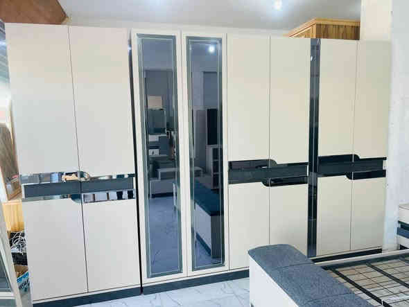 معرض الميار  🔥 القيارة قرية اجحله
🔸 جميع الغرف عراقية المنشأ ✨
🔹 توجد غرف بالالوان المميزة ✨
🔹 صورة الغرفة والالوان طبق الاصل 100‎%‎ ✨

✨يتوفر موديلات باسعار مناسبة وتنافسية بالنقد والتقسيط المريح  ✨

💥💥عروض خاصة لحاملي بطاقة الكي كارد والماستر كارد جميع الغرف بالتقسيط المريح لمدة ١٨ شهر بدون مقدمة 💥💥

كل الي عليك زيارة المعرض واختيار الغرفه  🎭
ملاحظة /  يتوفر لدينا دواشك أسفنج مميز درجة اولى 

مع وجود كادر كامل للرد على إستفساراتكم واسئلتكم خلال دقائق معدودة على مدار ( 24 ) ساعة ✨
{***********}
