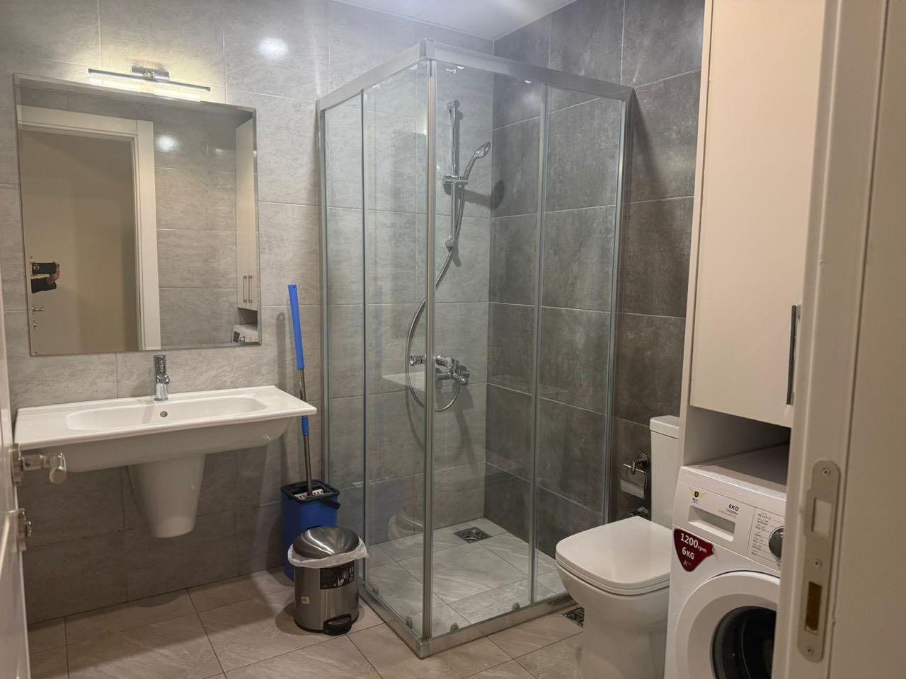 📍Empire Diamond 
〰️For Rent
🛋️Furnished
 🛏️1+1
📐91m
📞For More Info Call https://wa.me/+9647502229003
