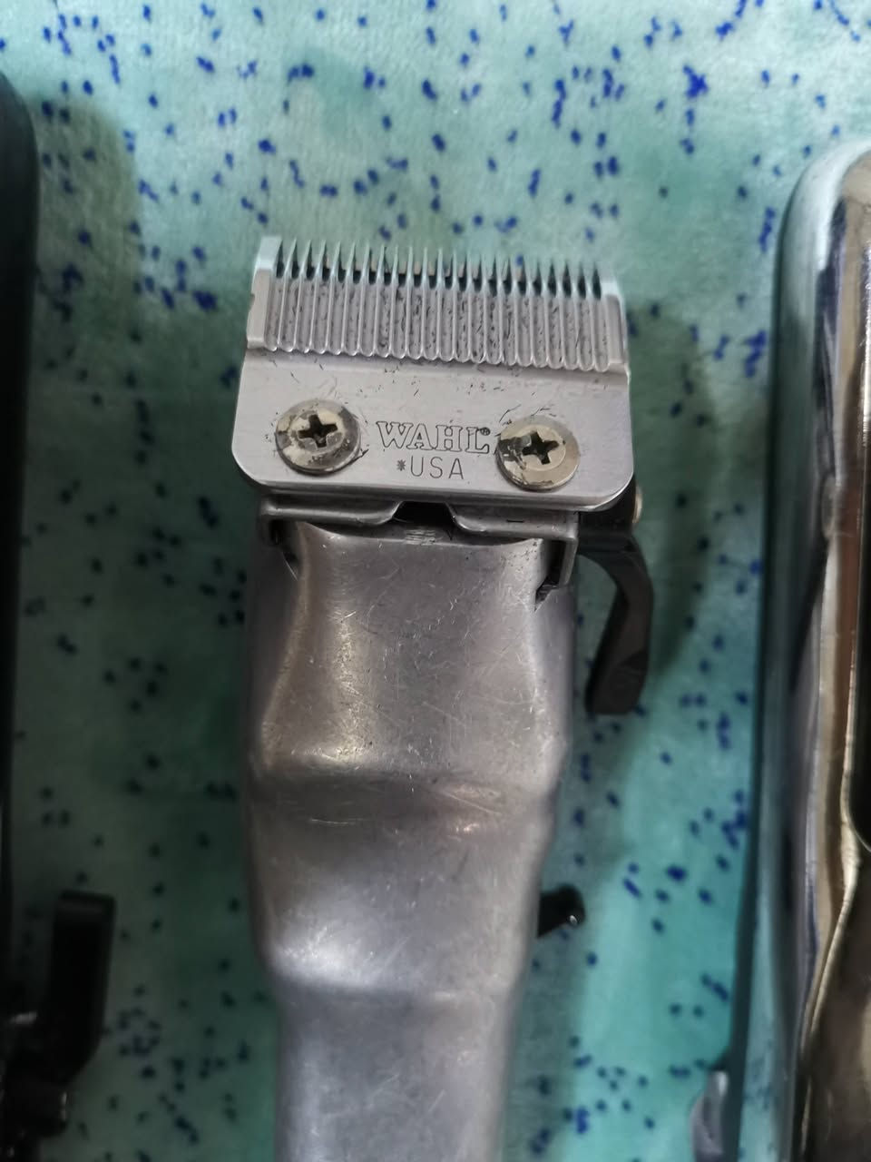 مكاين للبيع
عدد ٣ نظيفات جدآ 
سعر الفراري ٣٠ الف القطعة
واال اصلي أمريكي سعر ٥٠
بيهن مجال بسعر
الشراي يتصل او واتساب
(***********)
مكاني بغداد
