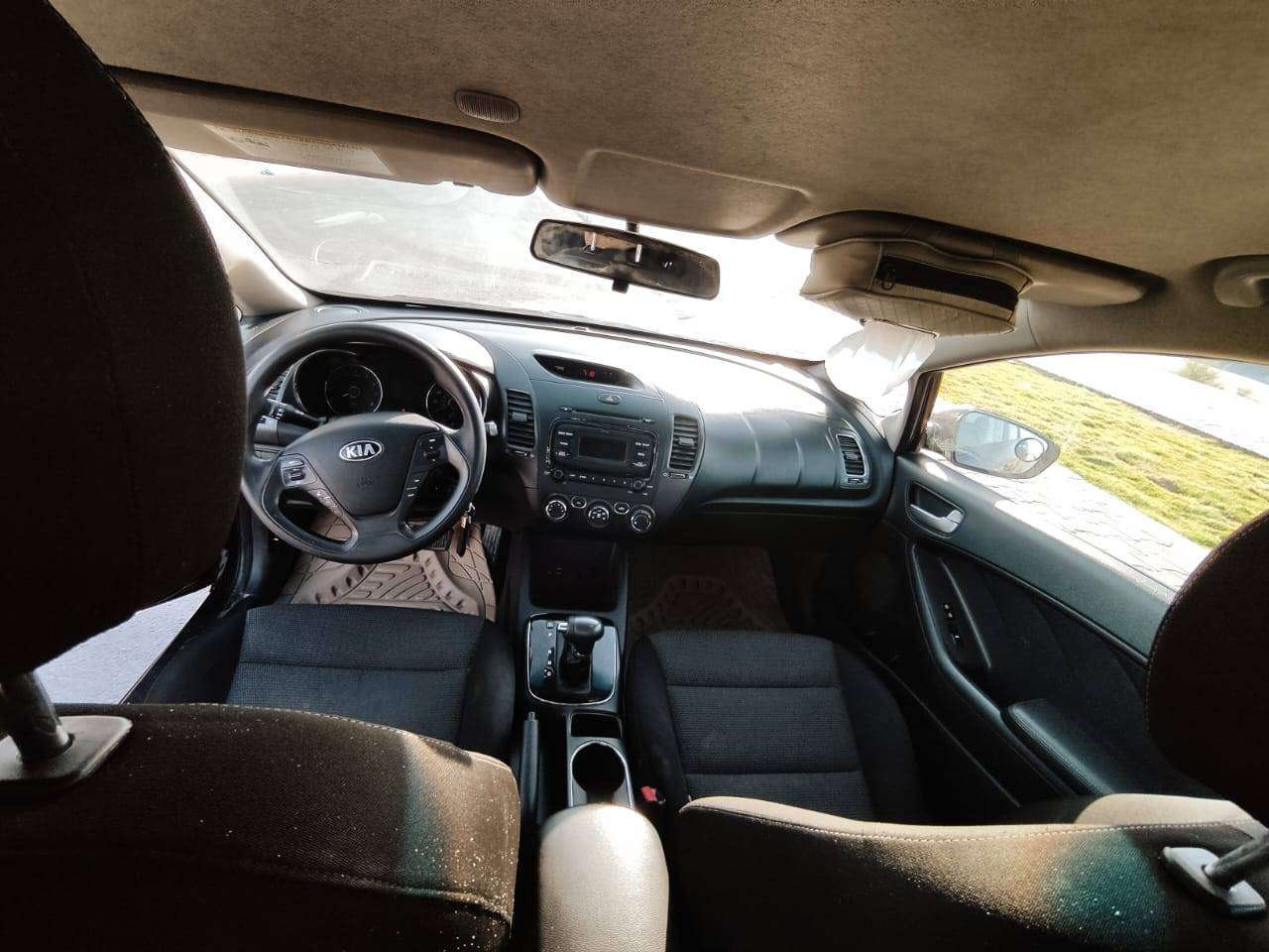 فورتي 17ظرر جامرلغ يمنه فقط محرك دوش 2000
تخم تاير جديد باتري جديد منظومه بانزين جديده 
سياره مناقصها شي جدا اقتصاديه 
رقم اريل تحويل او وكاله ***********
