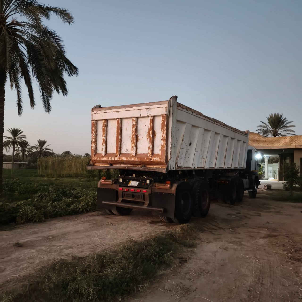 سلام عليكم عربانه المانيه البيع جاهزه تخم تاير ذرعته ٣٢مترالمكان واسط عزيزيه سعر٨٥ ***********
