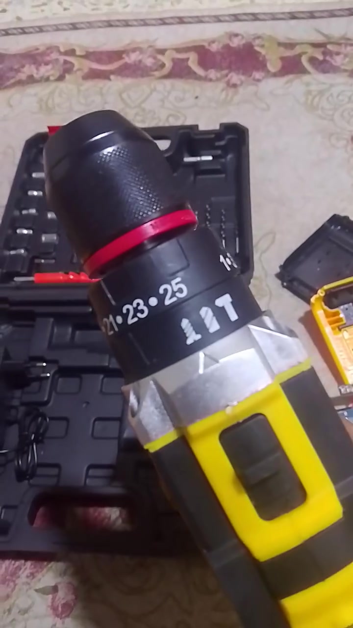 ادريل شحن طوبه حديد 2 بطاريه كل بطاريه 5 خليه ماركه ديولت السعر 22 اخر قطعتين


**إذا كنت صاحب هذا الإعلان وتريد حذفه لأي سبب، رجاءا أرسل رسالة إلى الدعم الفني**