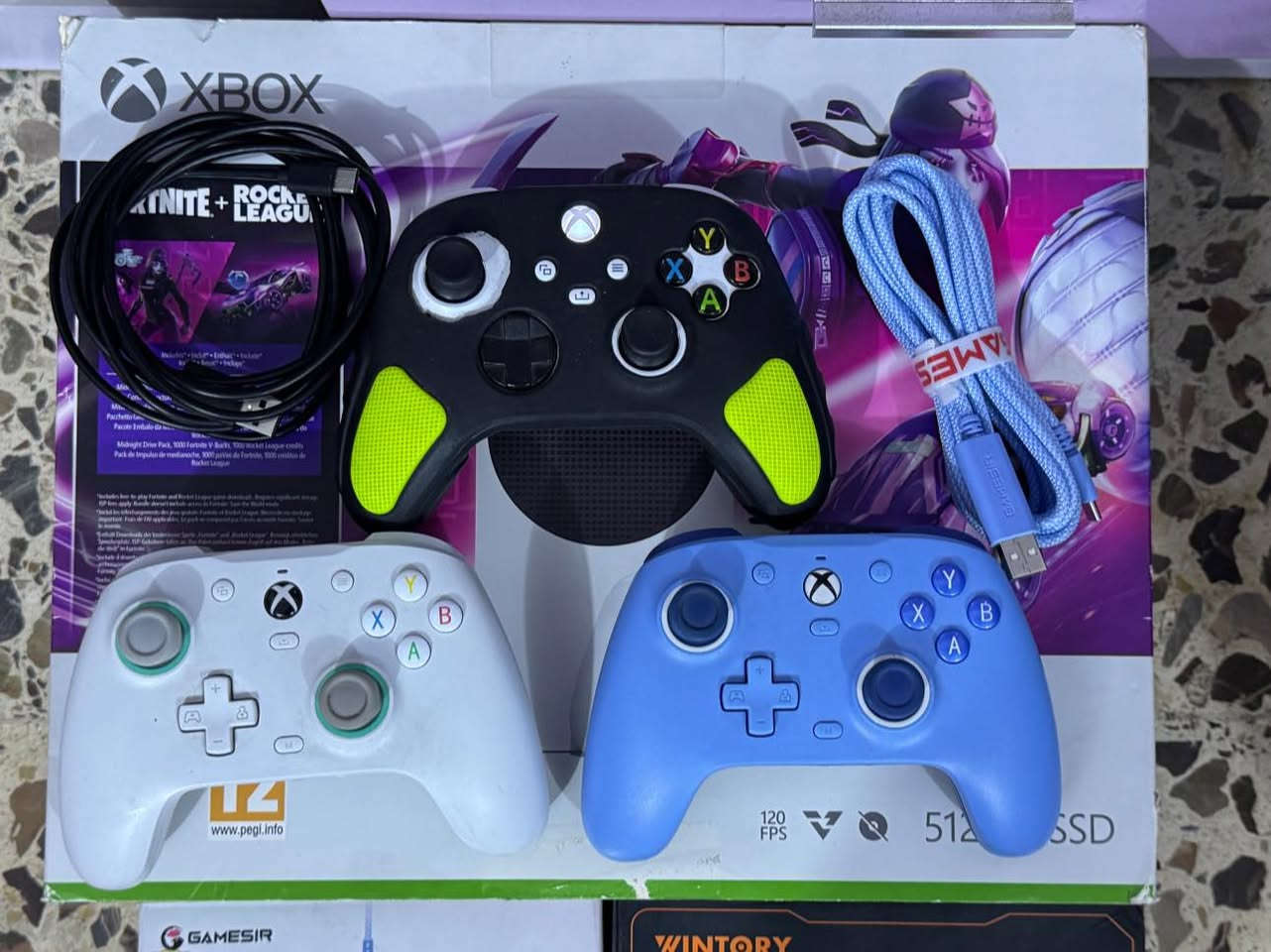 السلام عليكم
تجميعة للبيع
اكس بوكس سيريس اس 
يوبي اس RISING حجم 2000 يطول ساعة ونص او اكثر
شاشة acer 180 هيرتز منحنية دقة 1080 بكسل
هارد 500 كيكة اضافية وية الجهاز يصير 1000 كيكة يعني 1 تيرة
3 جوستكات ويا واشتراك كيم باص اشتركت قبل يومين
وسماعة محيطية INTORY اصلية 
وبي 9 العاب 
ANNO1800-1
ATOMRALL-2
eFOOtball-3
FAR CRY6-4
FORZA-5
GTA 5-6
HELL BLADE-7
UNRAVEL TWO-8
World War-9

السعر 650 الف
رقم ***********
