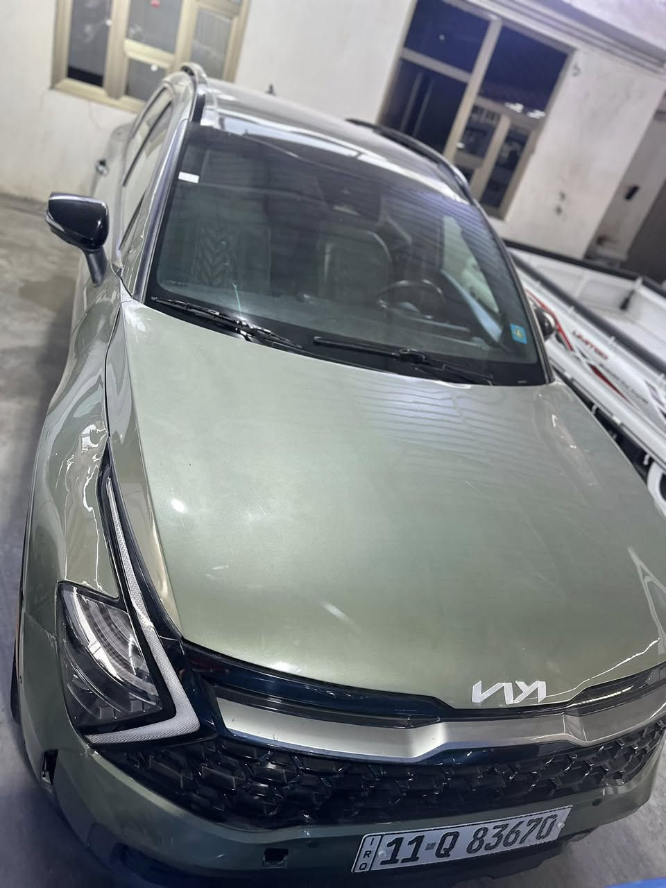 السلام عليكم للبيع 2024 فول السيارة واحد على واحد برستيج السيارة حادثهه موضح بالصورة السعر 185وبي مجال العنوان بغداد المحموديه للاستفسار الاتصال على الرقم (***********)(***********)
