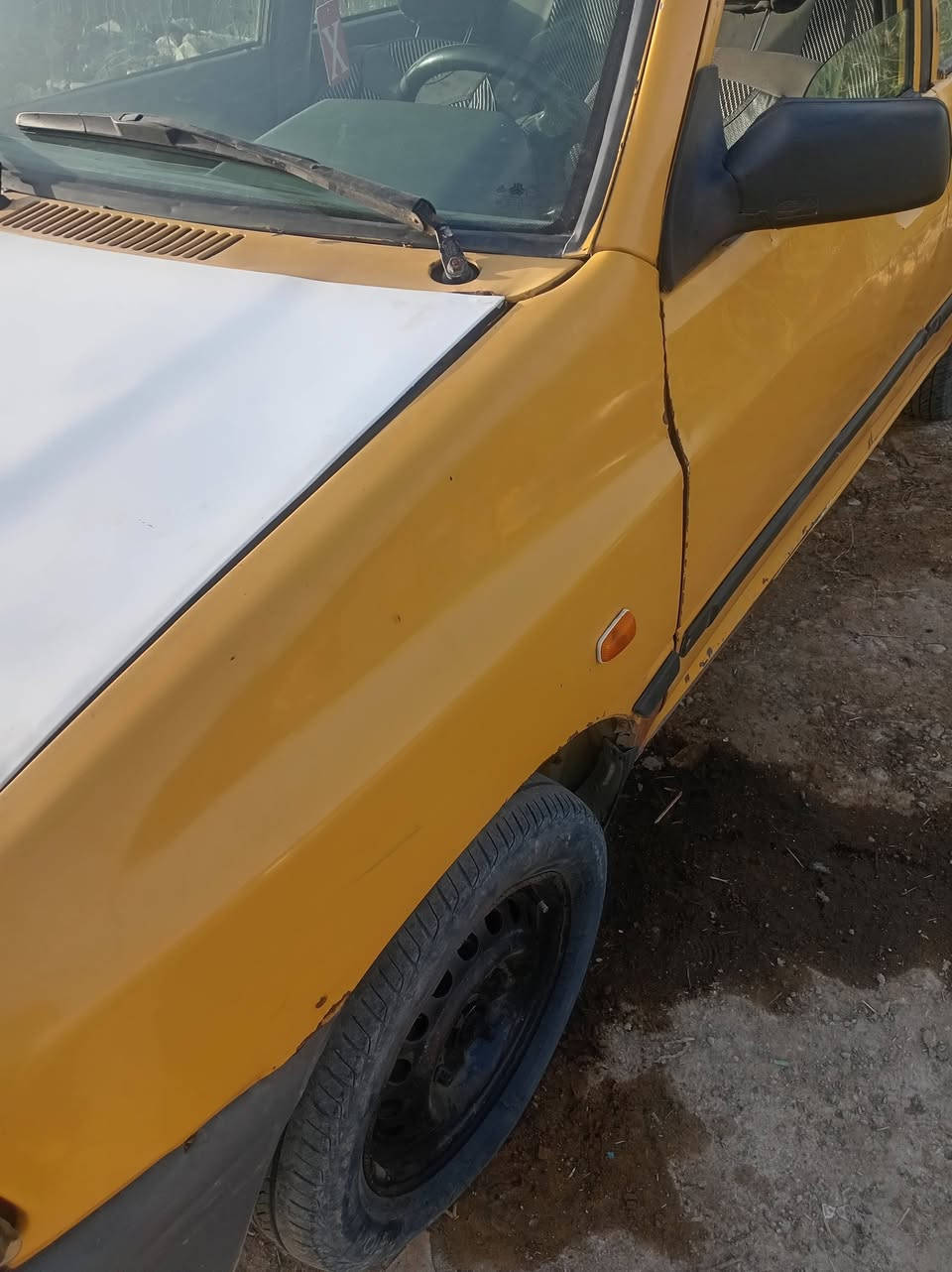 سلام عليكم سايبه للبيع رقم انكليزي سنويه 31 موديل11 مكان بسمايه سعر21 كيروكحرك مكفولات شاصي واحد معمر ***********
