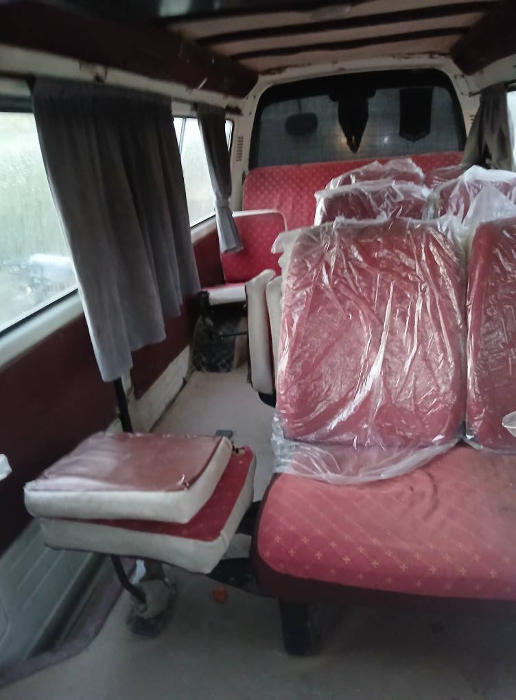 سلام عليكم فتون موديل 2012 حره سياره مكينه ونجي جديده كير جديد اكسن جديد تايرات باتري غرفه كله جديد جهازه سياره تحويل مباشر مكان سياره طوريج مماتواجد ع فيس فقط اتصال ***********
