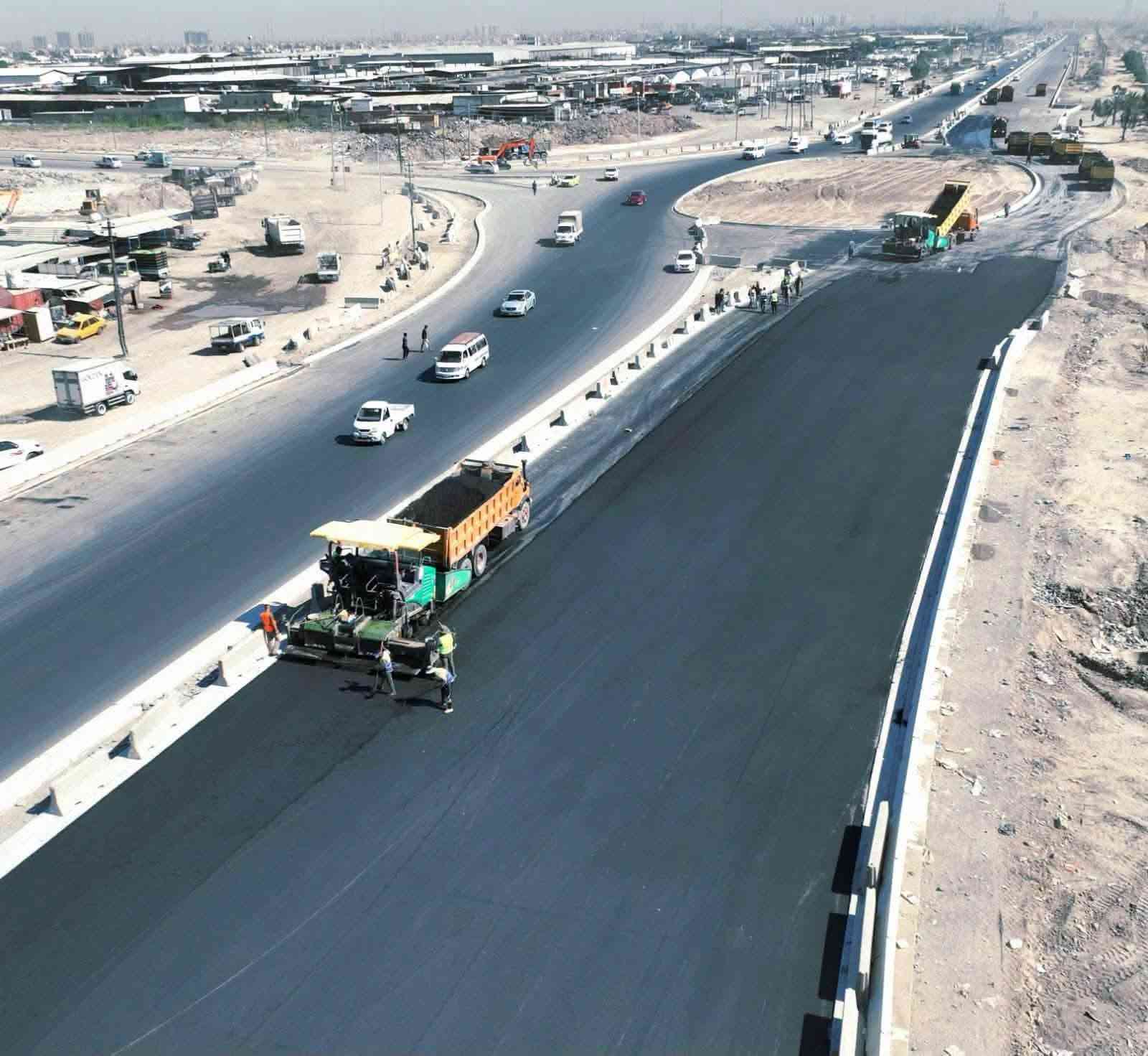 داريين المساحة الكلية 800 متر شارع خاص الك 9متر 
تريد كل المساحة تريد نصف المساحة 
دار للبيع مساحه الارض 400 متر مساحة البناء 230 بناء درجة اولى طابوق أساس 70في 40 كهرباء ماء خطين إضافة إلى بئر تفاصيل الدار استقبال 8.5 مطبخ حار بارد 9.5 صالة6.6 غرف نوم عدد3 حديقة خلفية كبيرة حديقة أمامية كبيرة كراج كبير يتسع 3 سيارات العنوان عوريج مقابل كوريش قريب من الشارع العام موقعة قريب من الحلقي 100 للاستفسار *********** واتساب 
 
دار مساحة 400 متر مساحة البناء 100 متر مشتمل
