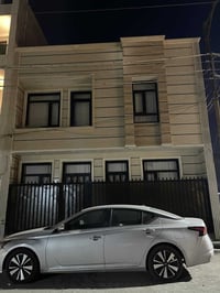 دار للبيع بناء حديث المساحة 50م الواجهة 8م - ركن مع تشجير 300م الدورة ...