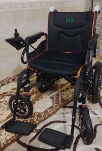 كرسي معاقين للبيع مستخدم استخدام كلش قليل اقل السبوعين مكاني بغداد 078...