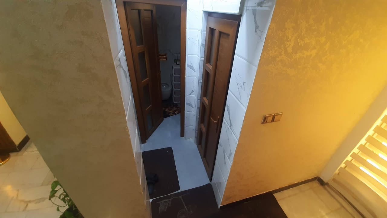 بيت حديث طابقين  200 متر حله زوير ثاني ييت عن الشط للبيع مع الاثاث ب340 وبي مجال ***********

