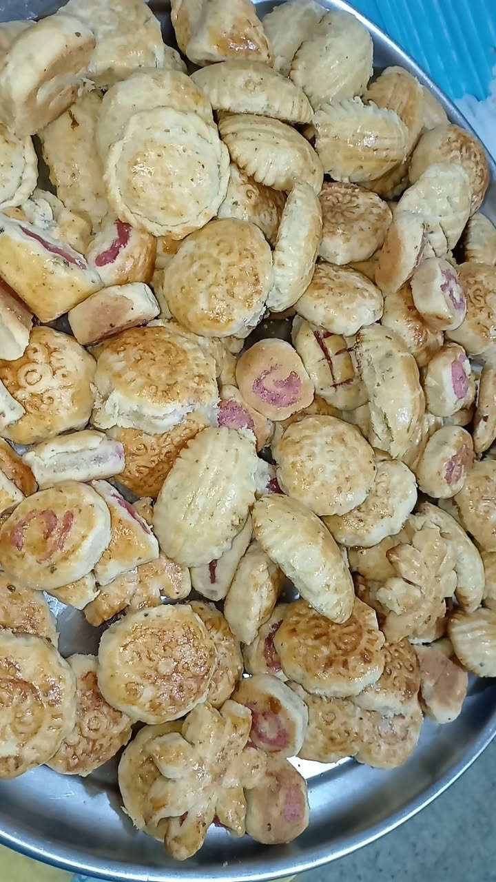 بما انو تفصلنا ايام قليله عن العيد فتحتلكم الحجز لكليجه العيد توصلكم قبل يوم العيد نقشات تجنن وطعم رهيب غير هيج مرجوعه 🤭 كل عام وانتم بالف خير


**إذا كنت صاحب هذا الإعلان وتريد حذفه لأي سبب، رجاءا أرسل رسالة إلى الدعم الفني**
