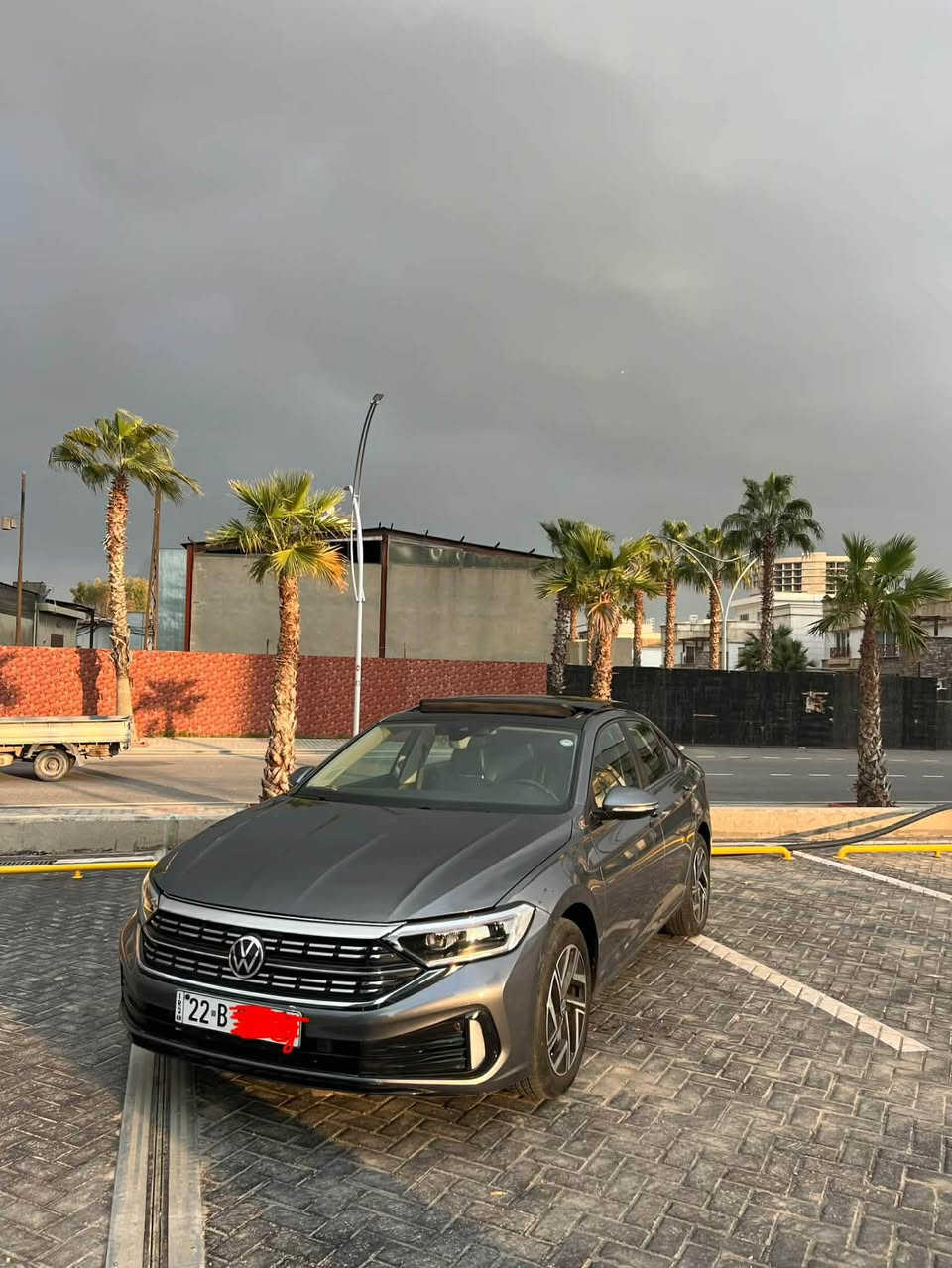 جیتە sel premium فول موەسەفات کوشن سەردو گەرم پشتەوەش هيتەر کوشن خەزن گج دیجتال شاشە گەورە بۆنت جەمرخ سبوخ بێ ژۆرێ پێش کەپس بەوەبە رەدێتە هەموو بە شرت ئەرباگ شان سوکان سیستەم ژینگەو سنەوی نوێیە جائیزە      
*********** أربيل, العراق
