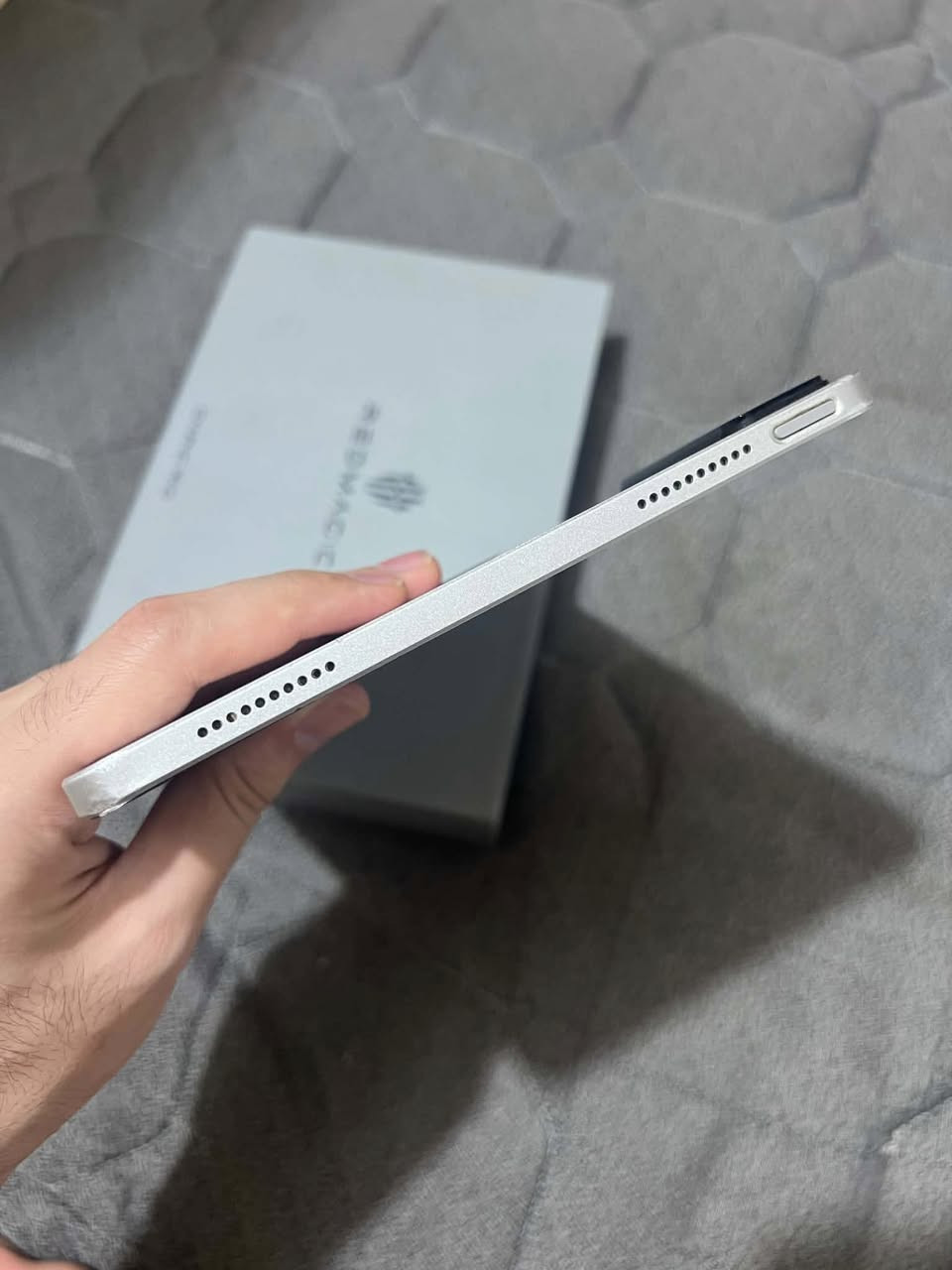 سلام عليكم للبيع 
ايباد ريد مجك نوفا العالمي 

السعر 835,000 منهي  

ذاكره  512  GB 16 + 8 GB

اراوسك والفرق عليك او عليه مانختلف انشالله

متوفر توصيل 🚚داخل بغداد وكافة انحاء العراق

للتواصل ***********

مكاني بغداد الزعفرانية
