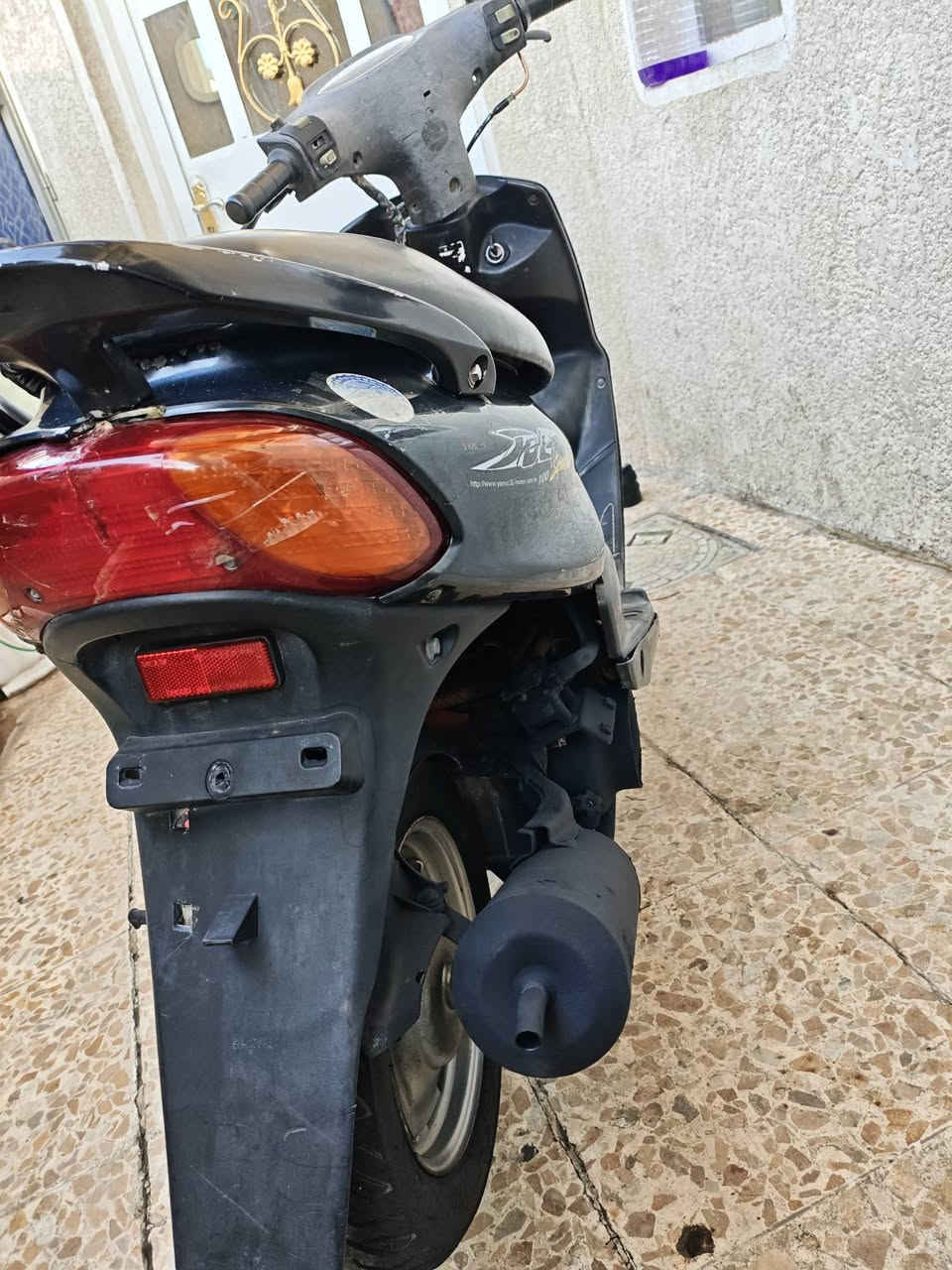 سلام عليكم دراجة ماكس قجمة شغالة سلف هندر كهربائيات ناعمة قفل جنطة قفل استيرن شغال للبيع ب350 الشعب
