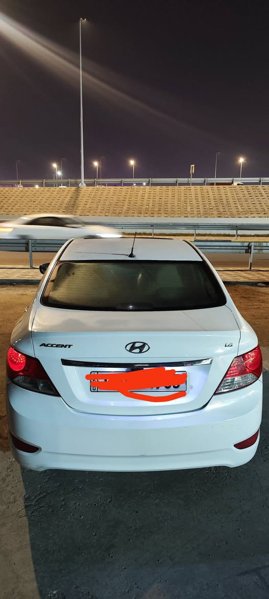 اكسنت موديل 15 بيها ربع باب مرشوش فقط كير محرك تبريد كله كفاله بصرة سنويه لغايه 2030 السعر97 وبيها مجال للشراي للاتصال 
***********
